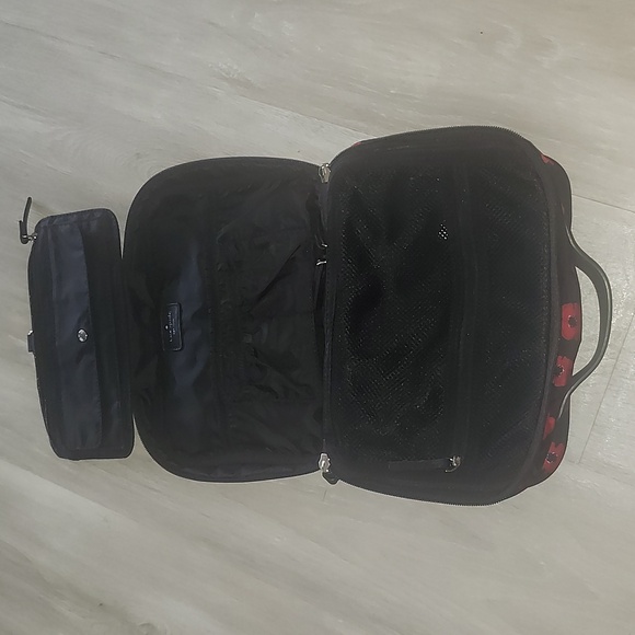 Kate Spade New York "Wilson Road Poppy" Collection - Picture 6 of 13